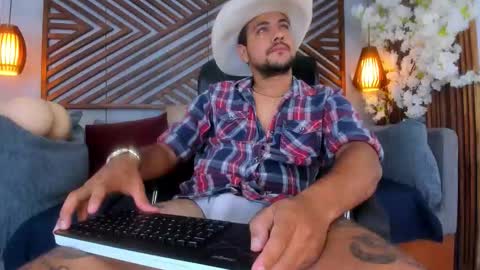 Paul Rivera online show from October 21, 11:07 pm