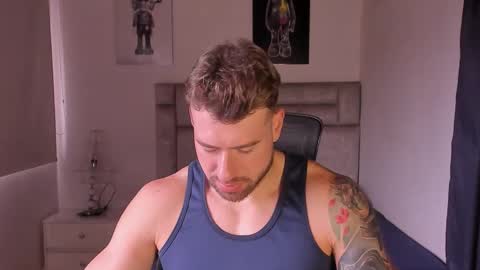 PAUL ROGER online show from December 5, 2:02 pm