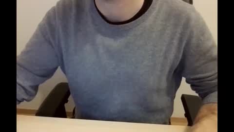 paulbazo83 online show from March 27, 9:43 am