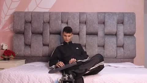 Paulo online show from July 7, 5:07 am