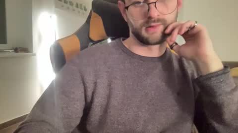 love bush online show from October 22, 6:32 pm