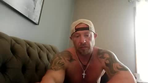 paytondaniel44 online show from May 6, 2:39 pm