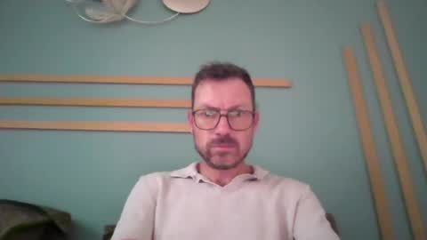 pchittt online show from June 17, 8:49 am