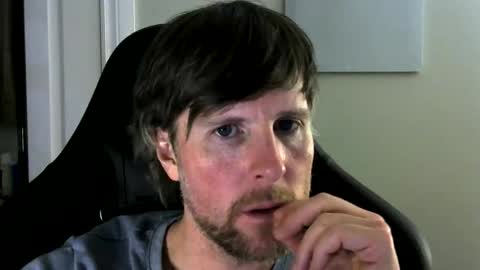 pecas90 online show from December 5, 3:24 am