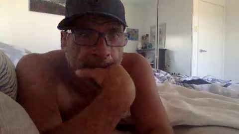 Snapshot of pedro________8 chatting on February 23, 3:39 am pedro________8 online show from February 23, 3:39 am