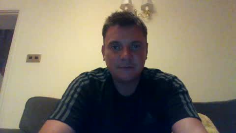 pedrok87 online show from June 28, 1:44 am