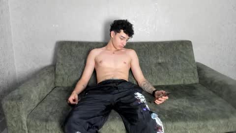 CAIN-19  ALLEN-18 RONALD-18 AUSTIN-18 MOD DANTE online show from March 21, 7:40 pm