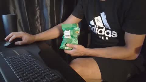 Lalo   x peruvianevil  ig peruvianevil  online show from January 7, 6:07 am