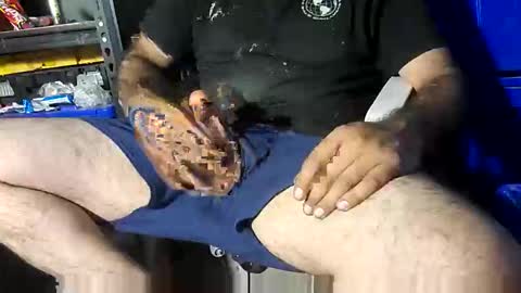 Snapshot of pete_jones93 chatting on October 30, 9:33 am mynameisguyyy online show from October 30, 9:33 am