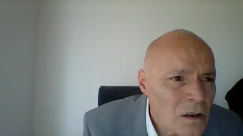 peter19599 online show from February 22, 3:10 pm