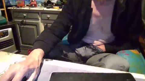 Snapshot of peter_on_kik chatting on October 11, 4:05 am make me cum in pvt dutch german daddy c2c bigcock online show from October 11, 4:05 am