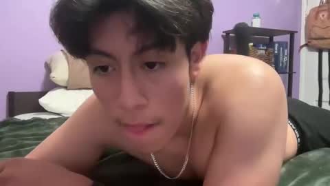 peterbernabe9705 online show from November 7, 4:16 am