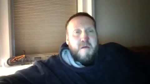 jelle online show from January 8, 2:06 am