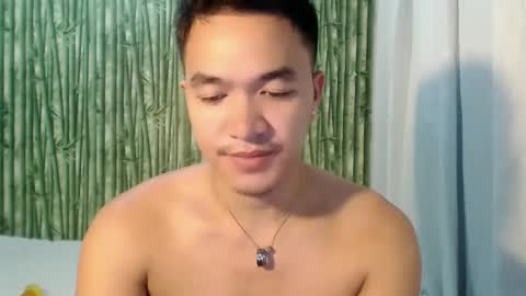 Snapshot of petitehugecockxnxxx chatting on January 21, 12:15 am Call me jake online show from January 21, 12:15 am