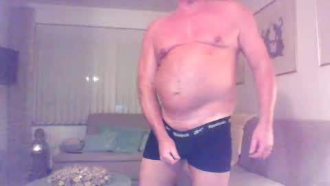 Phil online show from October 21, 8:12 pm