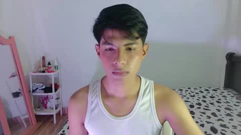 phuwin online show from July 11, 8:38 am