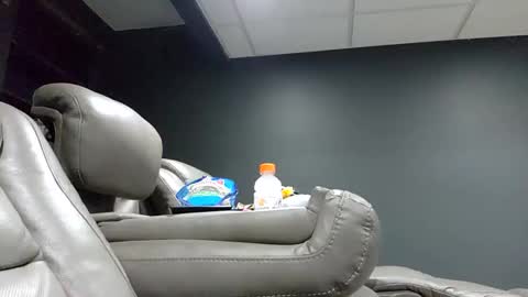 Snapshot of pickeler chatting on January 19, 4:01 am big pickle online show from January 19, 4:01 am