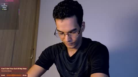 pikashuu7u7 online show from February 6, 10:39 pm