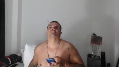 Snapshot of pikoro_gomez chatting on March 10, 1:34 am pikoro_gomez online show from March 10, 1:34 am