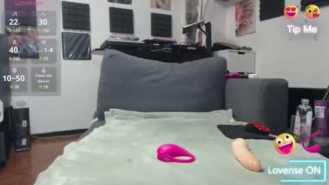 pingones 79 online show from March 9, 7:05 pm