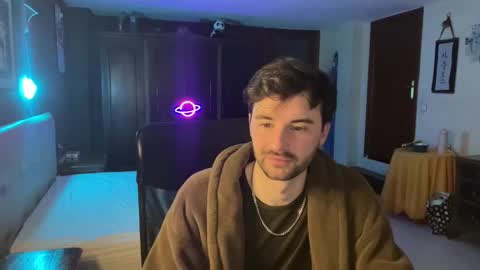 Snapshot of placebo14 chatting on December 18, 12:43 am placebo14 online show from December 18, 12:43 am