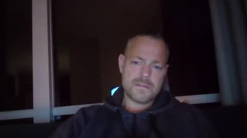 platugle online show from November 5, 9:39 pm