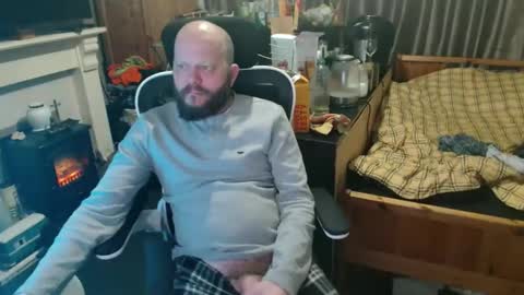 playboy_horny online show from March 30, 11:17 pm