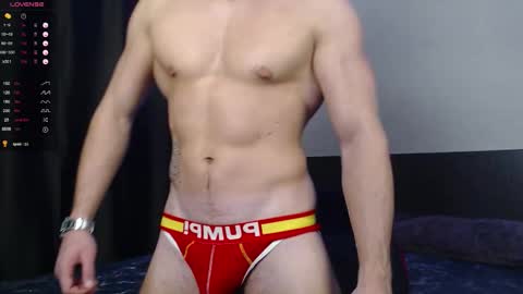 Snapshot of playmate_ chatting on October 19, 7:28 pm John online show from October 19, 7:28 pm
