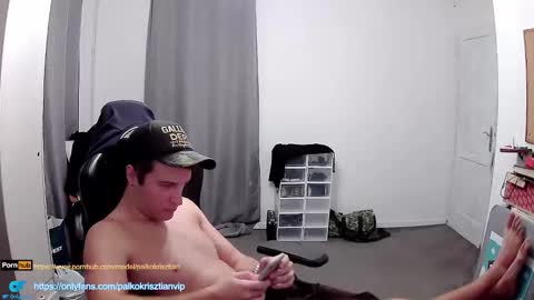 Snapshot of plkrisztian chatting on October 18, 10:37 pm plkrisztian online show from October 18, 10:37 pm