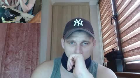 Poliglotjoe2 online show from March 21, 8:19 am