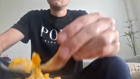 polsenos online show from January 7, 10:42 am