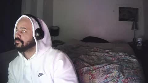 popfizzt online show from November 9, 5:22 am