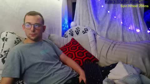 Kyle online show from December 14, 8:34 am