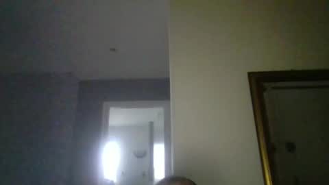 Snapshot of pourquoi_toi chatting on October 14, 4:14 pm pourquoi_toi online show from October 14, 4:14 pm