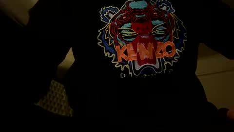 Snapshot of pretty_boy_jack chatting on December 16, 5:17 am pretty_boy_jack online show from December 16, 5:17 am