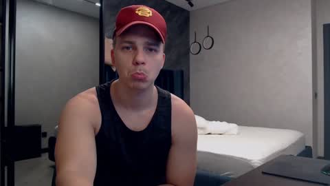 Snapshot of pretty_sweety chatting on January 29, 2:51 am Justin online show from January 29, 2:51 am