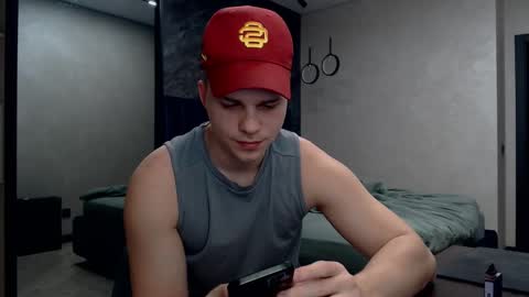 Snapshot of pretty_sweety chatting on February 17, 4:31 am Justin online show from February 17, 4:31 am