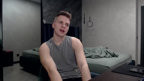 Justin online show from February 18, 8:12 am