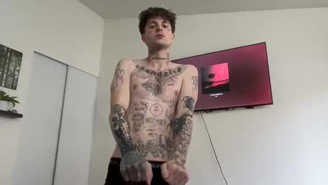 pretty boy online show from February 15, 7:22 pm