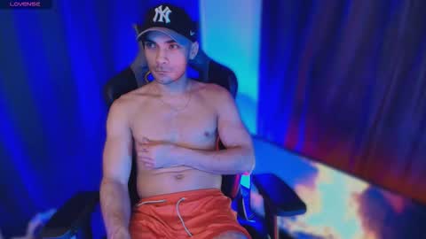 pridelgtbi online show from November 25, 11:12 am