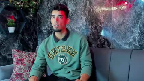 prince_arthur77 online show from June 3, 2:33 pm