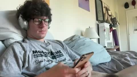 Peaches online show from September 20, 8:53 pm