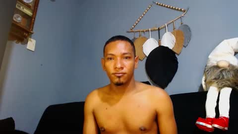 Grande y Gruesa online show from December 6, 10:05 am