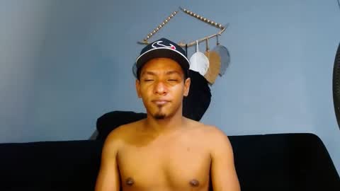 Grande y Gruesa online show from December 28, 7:11 am