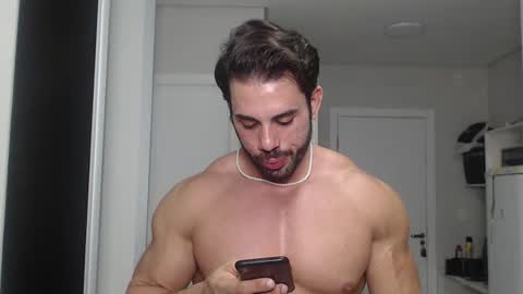 promuscles4u online show from December 28, 11:37 pm