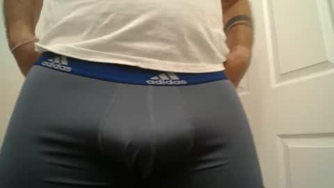 proseccopapi23 online show from May 18, 3:46 am