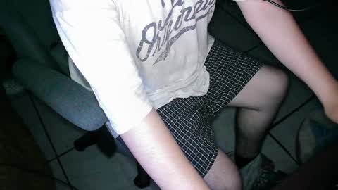 your mysterious man online show from April 6, 4:46 am