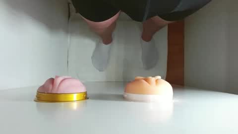 PuDe90 online show from March 5, 6:20 am