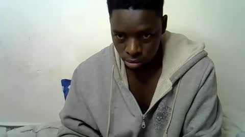 Pureblack  online show from October 24, 9:33 am