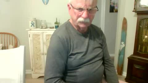 purpleshroom online show from February 19, 4:34 am